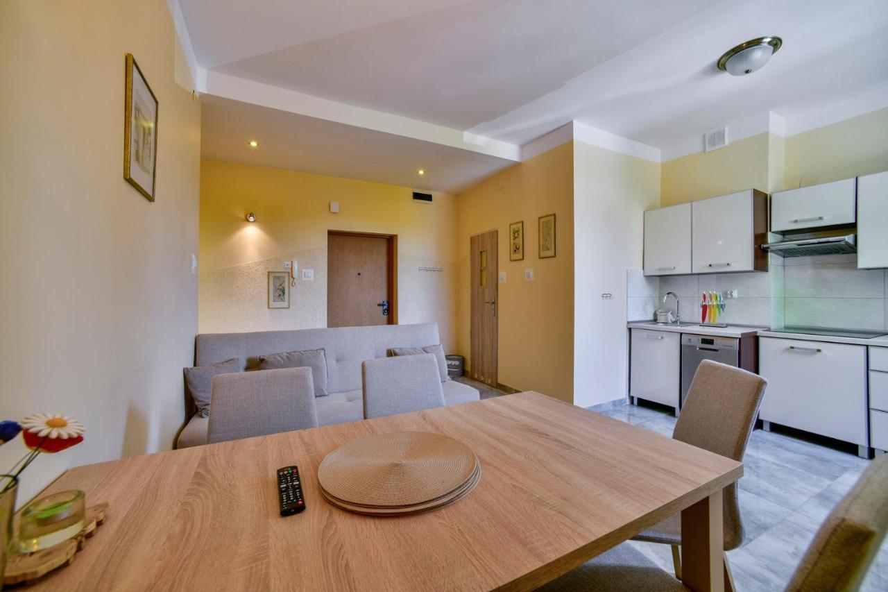 Apartament U Ewy W Kolobrzegu Podczele - 2 Sypialnie 50M2, Wifi I Darmowy Parking! المظهر الخارجي الصورة