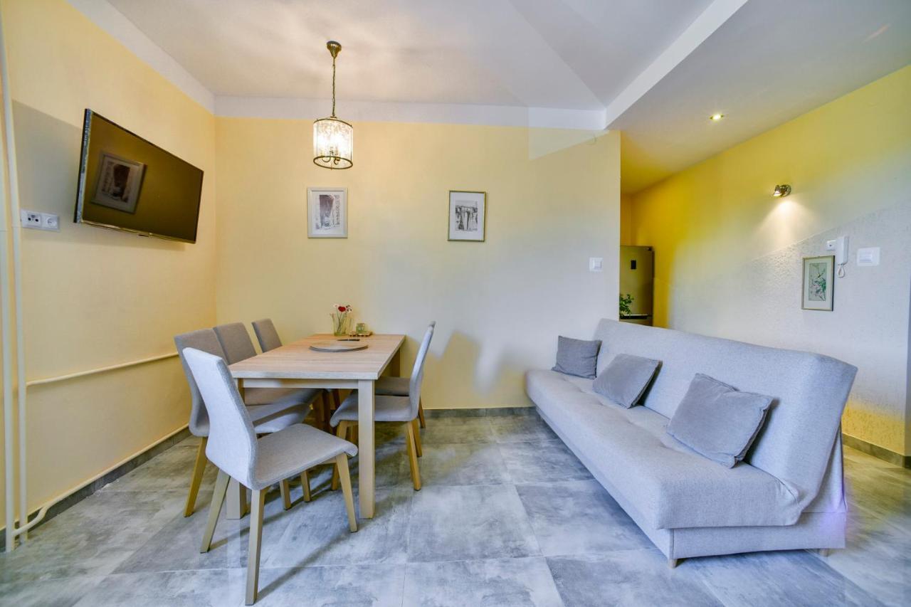 Apartament U Ewy W Kolobrzegu Podczele - 2 Sypialnie 50M2, Wifi I Darmowy Parking! المظهر الخارجي الصورة